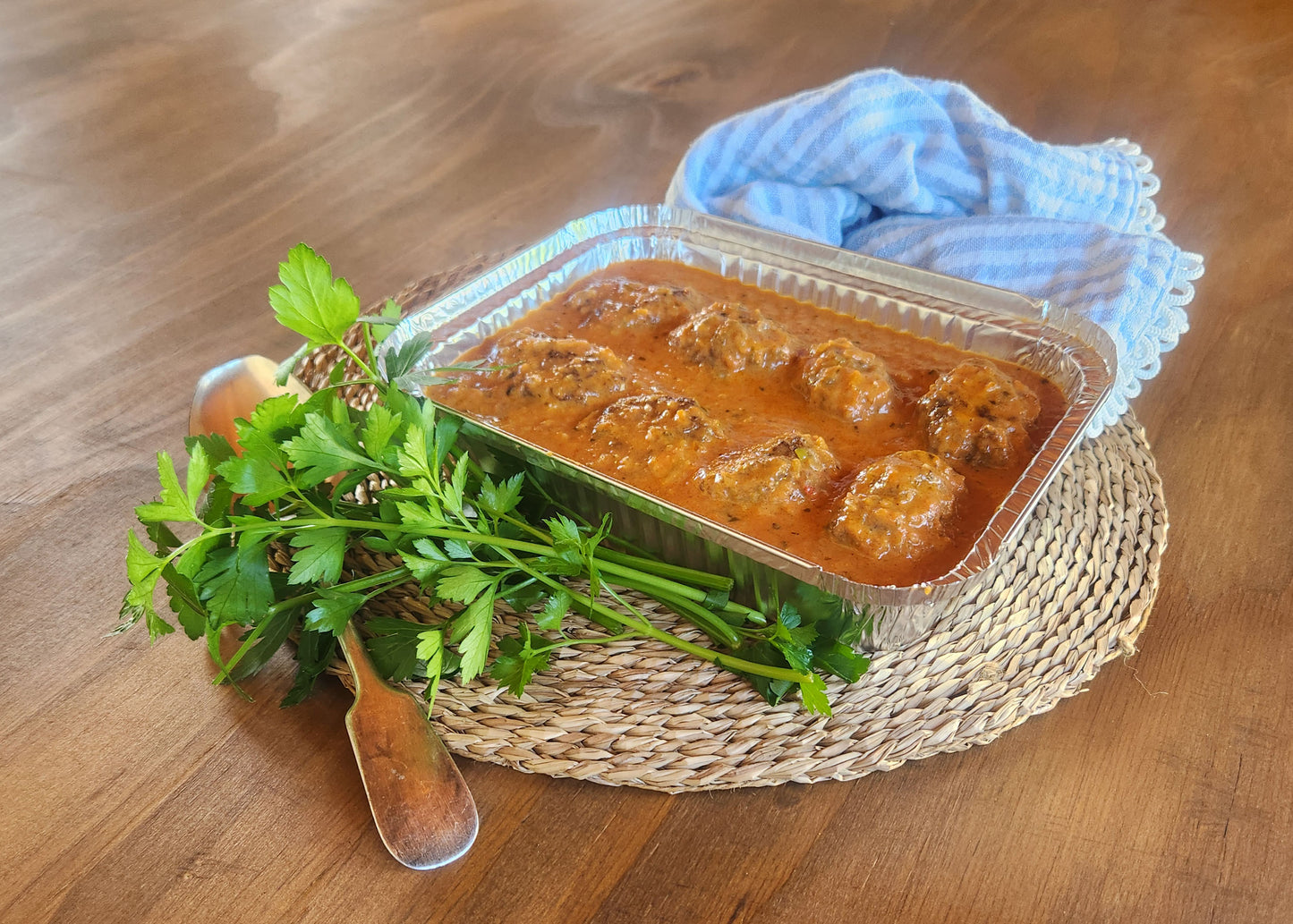 Tunisian Meatballs in Tomato Sauce